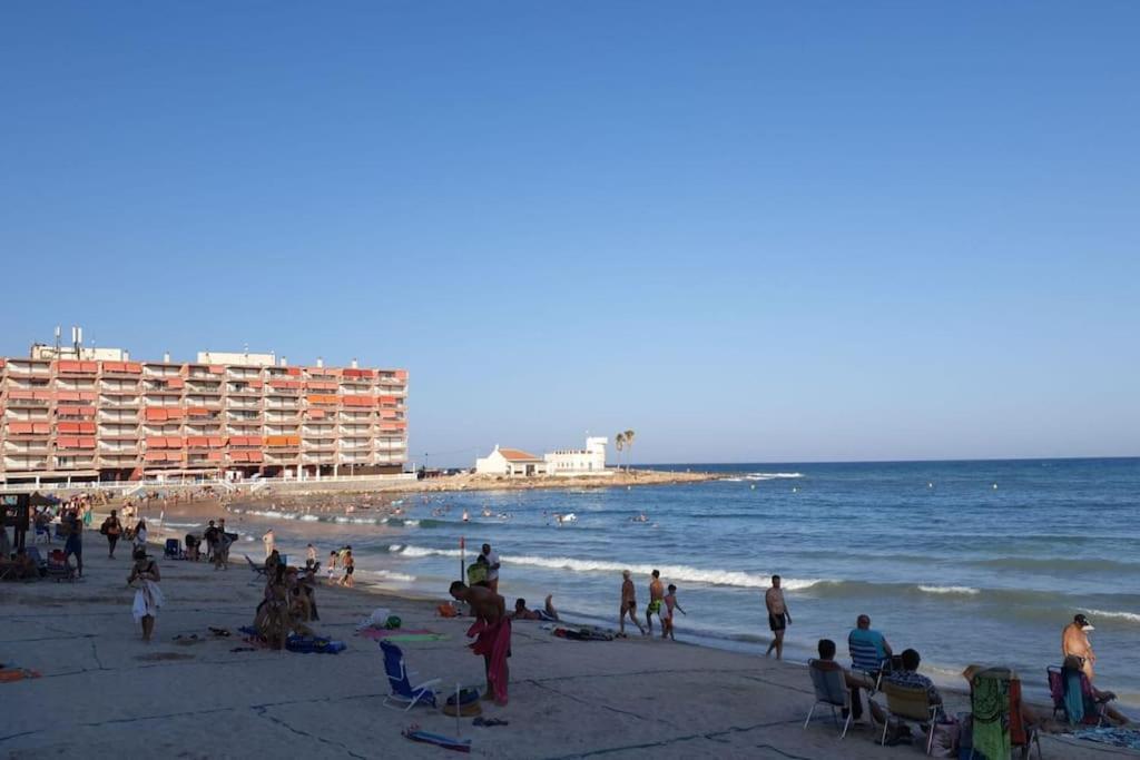 Nice Holidays Apartment In Torreveja, Torrevieja Exterior photo