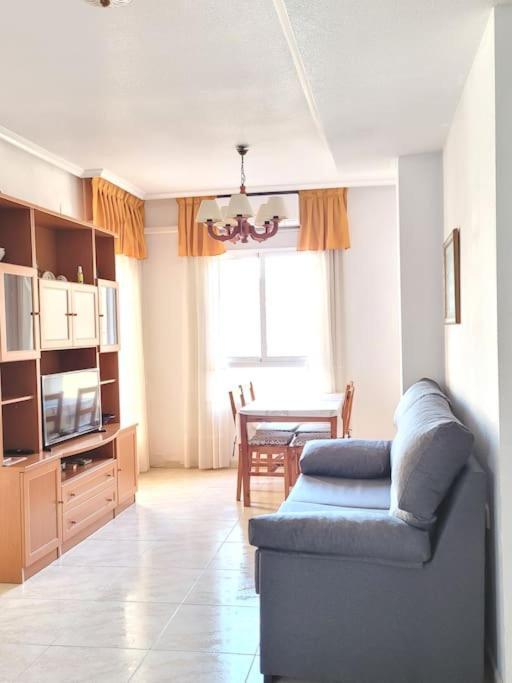 Nice Holidays Apartment In Torreveja, Torrevieja Exterior photo